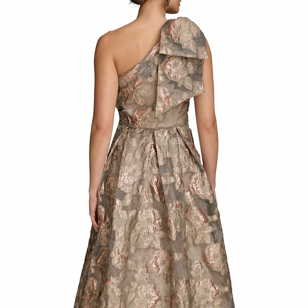 Donna Karan New York One-Shoulder Metallic Jacquard Gown, SIZE 12 - Picture 3 of 11